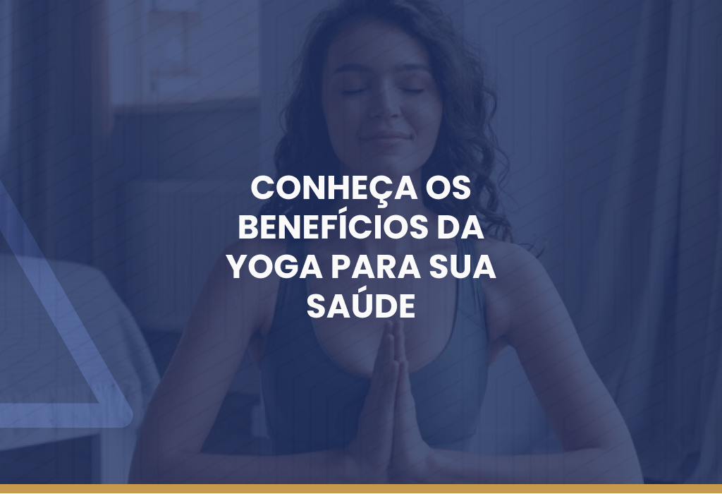 mulher fazendo Yoga